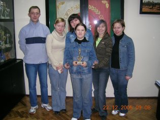 XII.2005r. - drużyna naszych dziewcząt zdobyła III miejsce